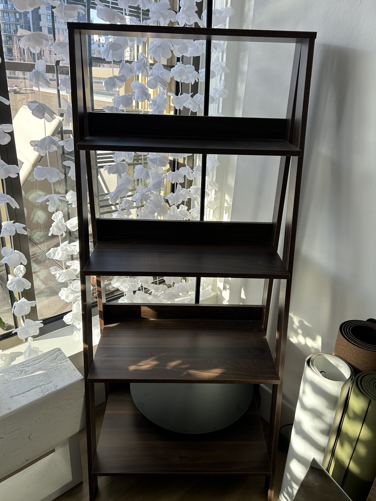 Shelf unit