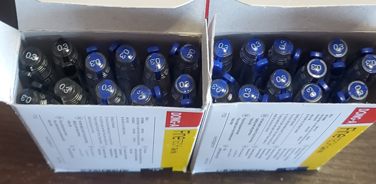Fine Tech Gel ink pen 0.3mm: blue &black - photo 2