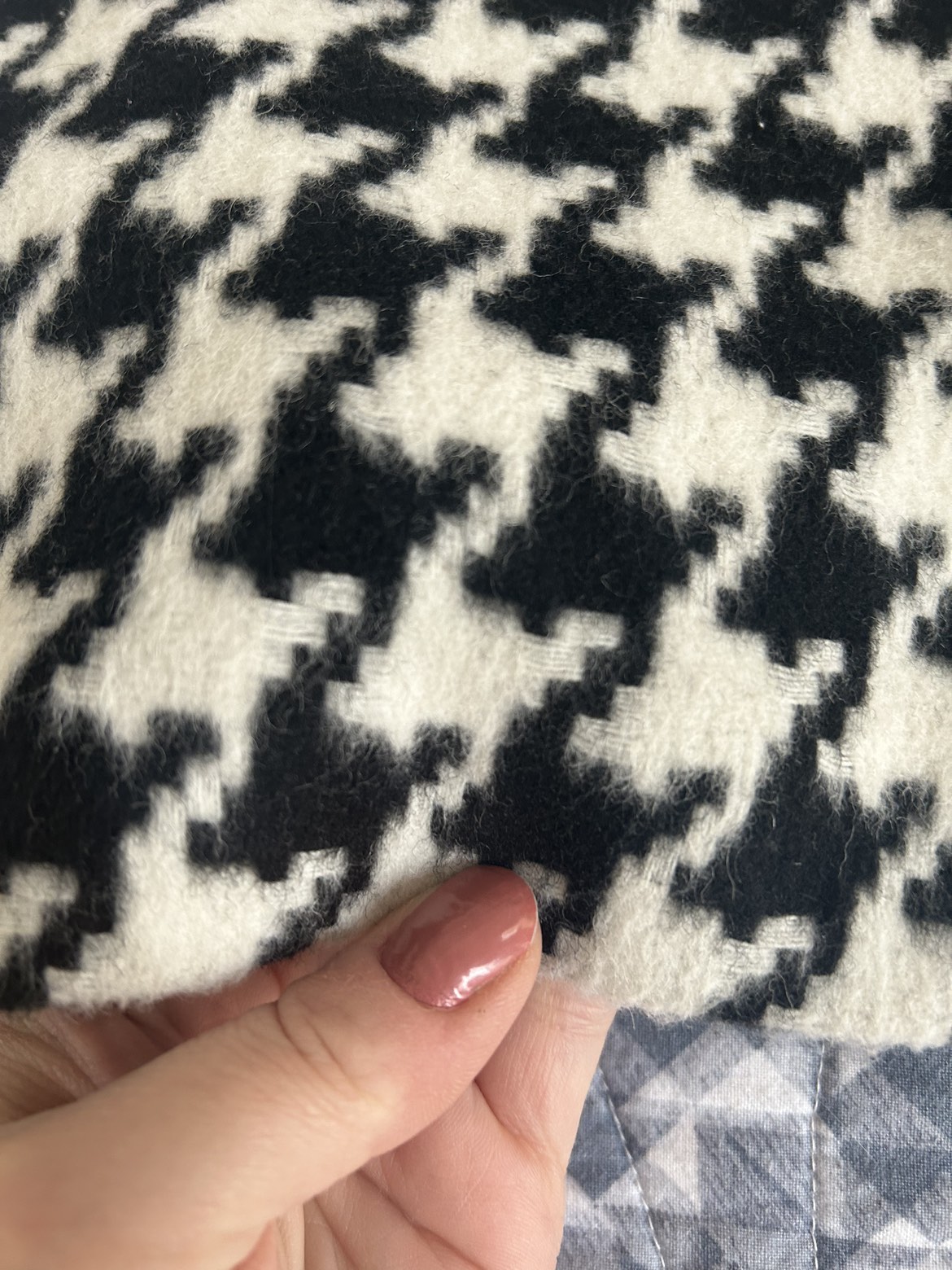 Vintage 50% Wool Skirt (size 10) image indicator(2)