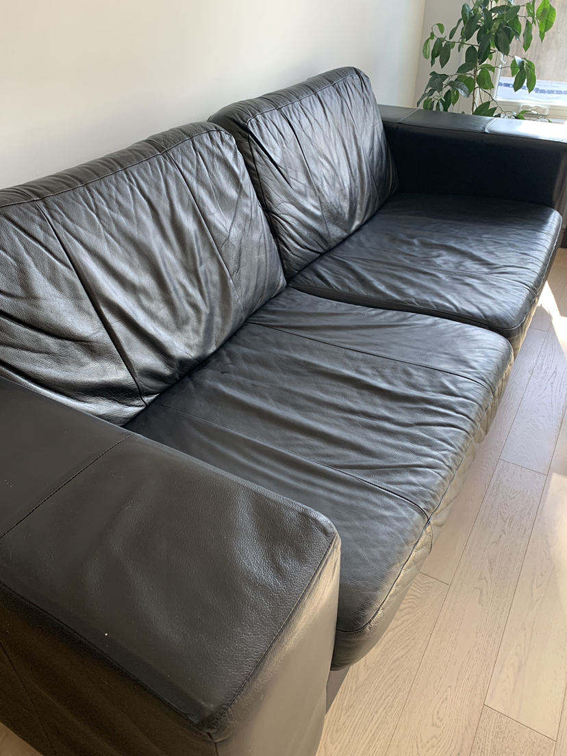 Black leather sofa EQ3 image indicator(6)