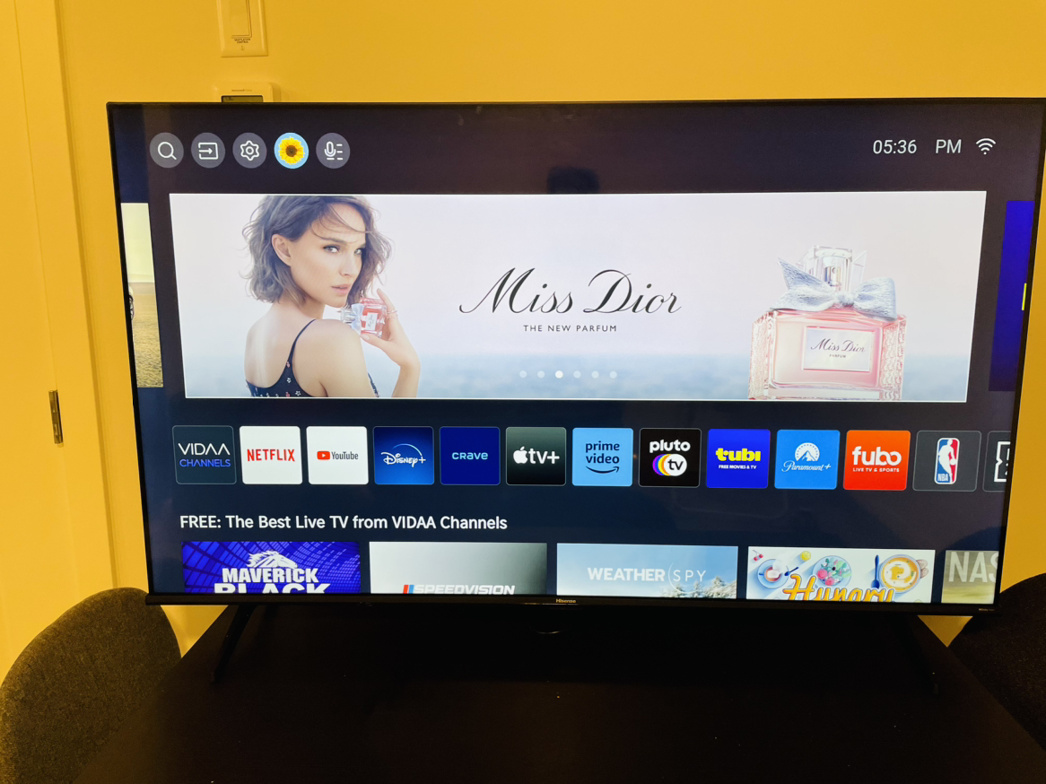 4K Smart TV - photo 2