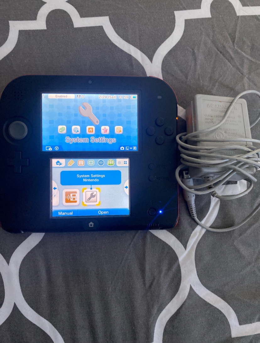 Nintendo 2DS thumbnail