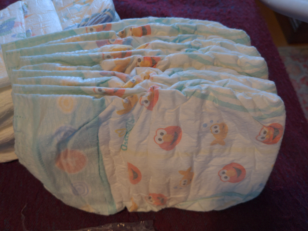 Pampers Diapers - size 4 - photo 2