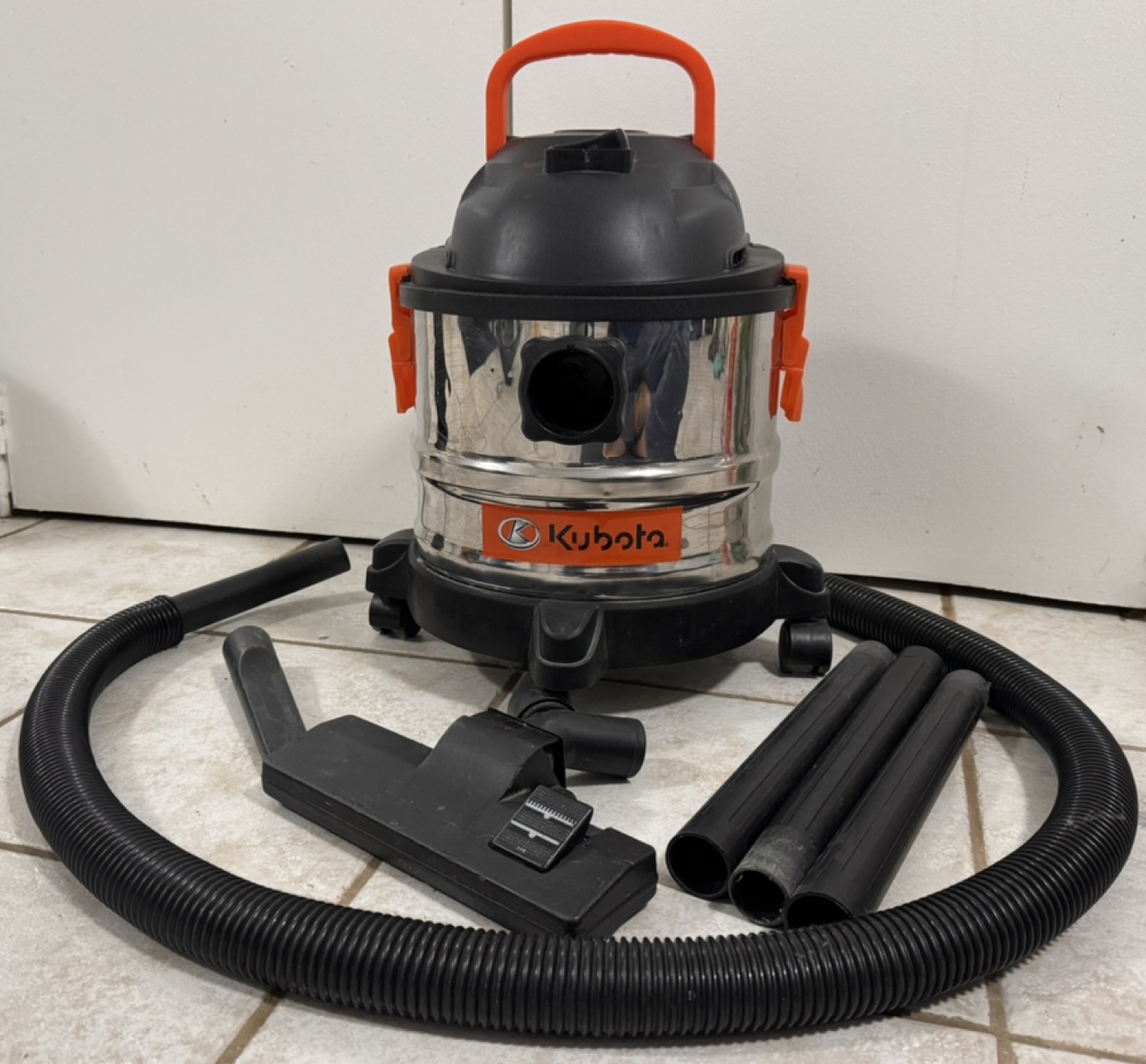 Moving Sale! - Kubota Heavy duty shop vacuum cleaner