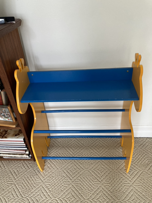 Children’s Book Shelf