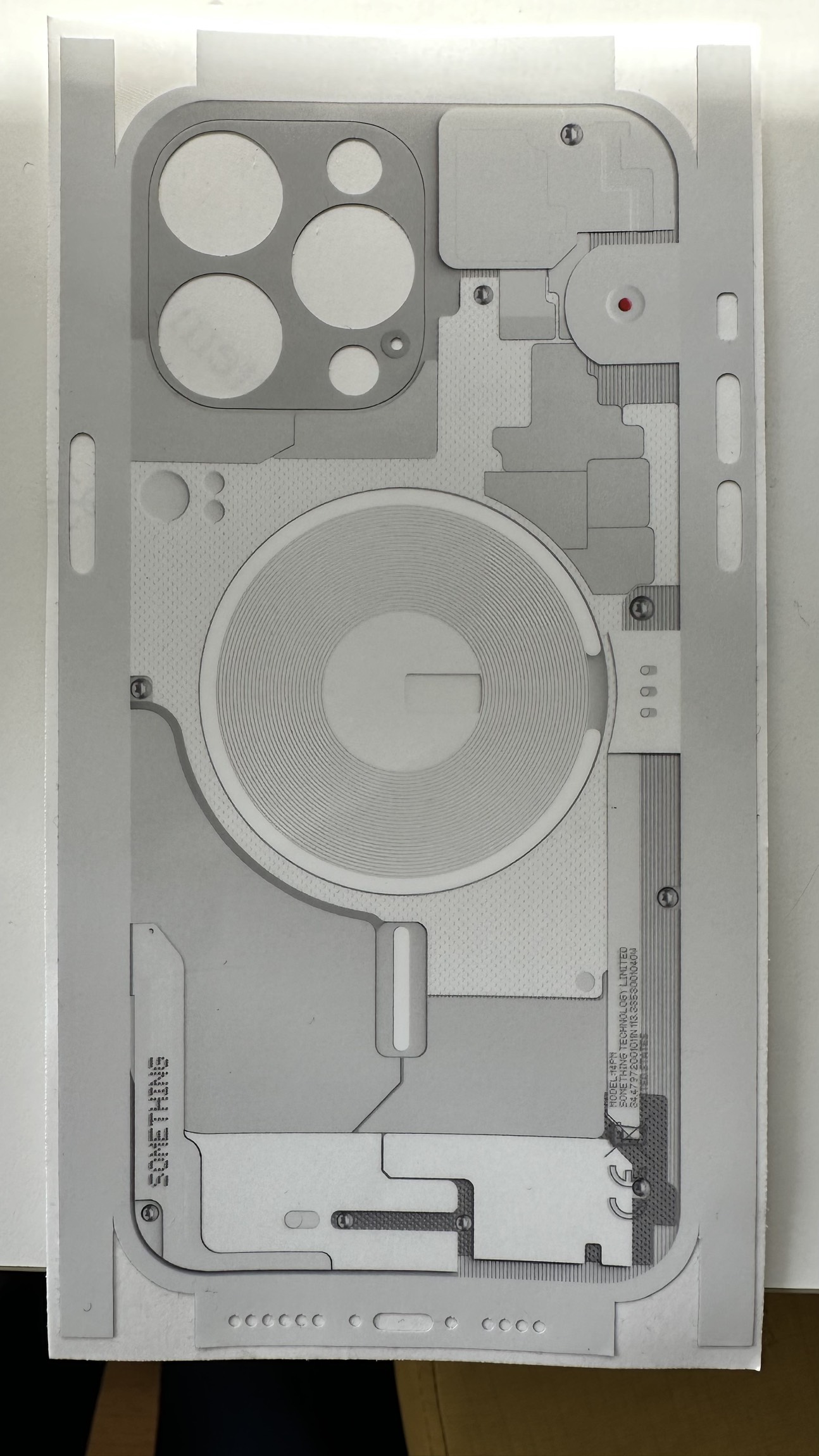 Dbrand something iPhone 14pro max sink image indicator(3)