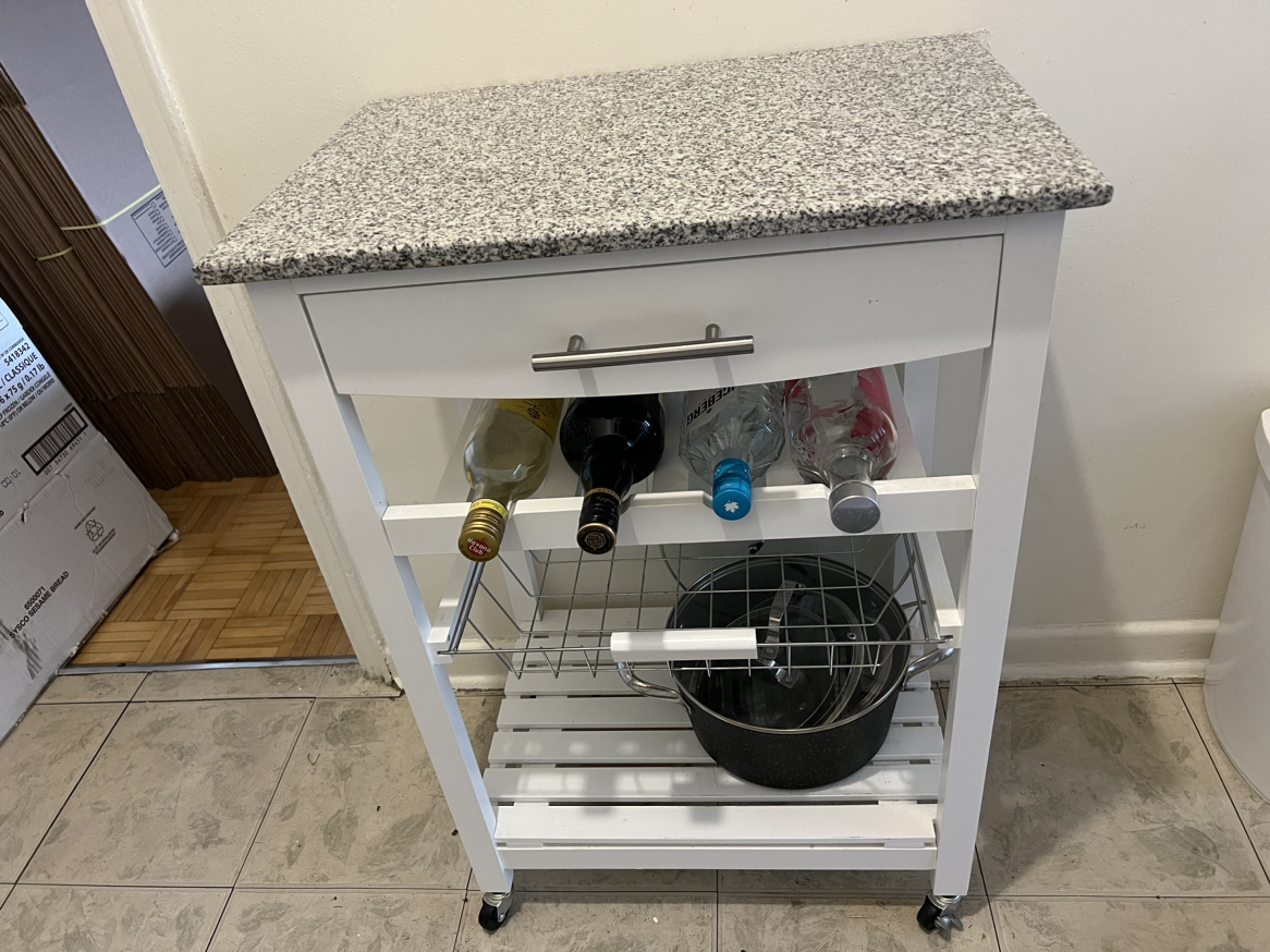 Kitchen island, marble thumbnail