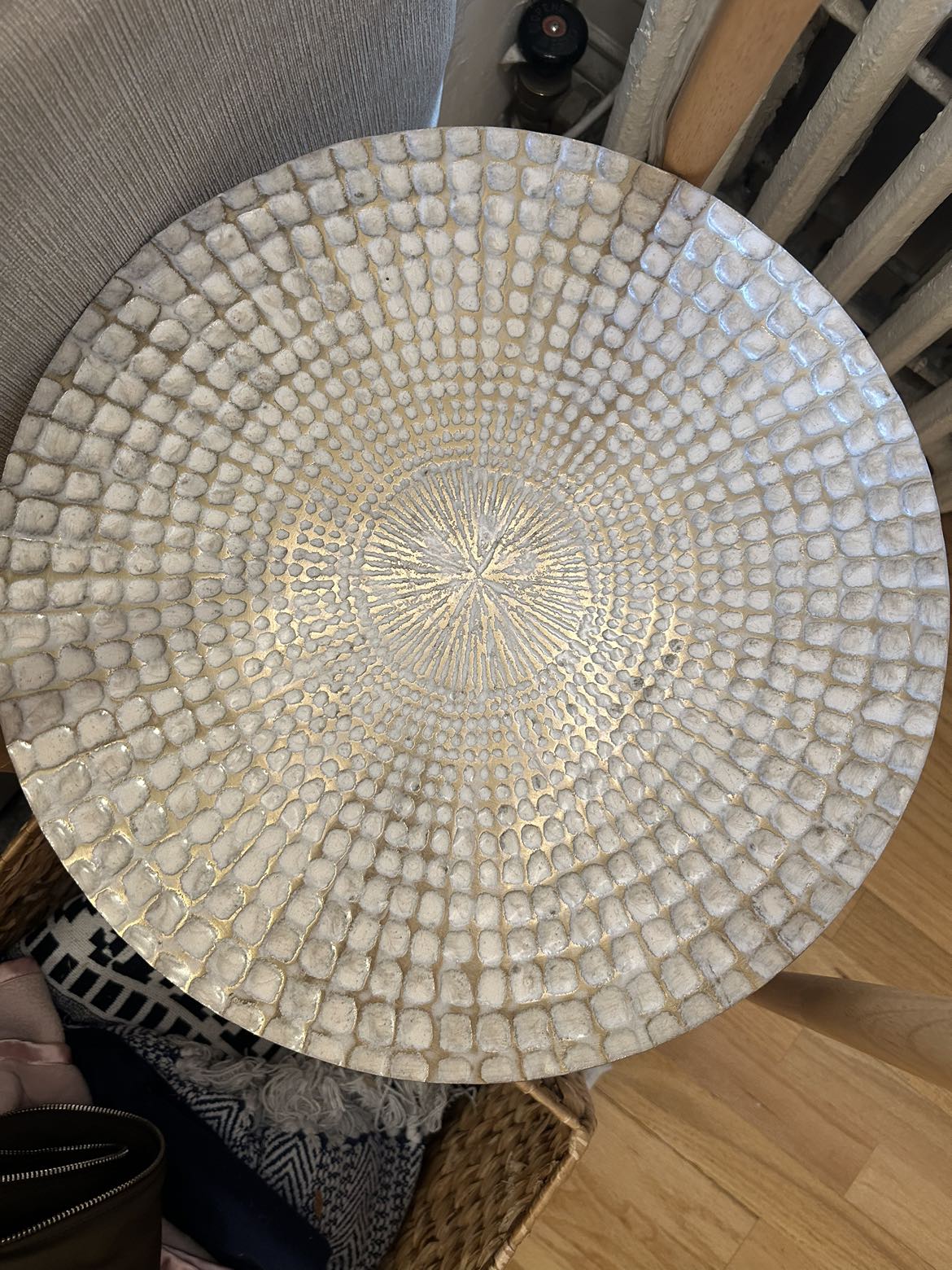 2 round side tables - photo 3