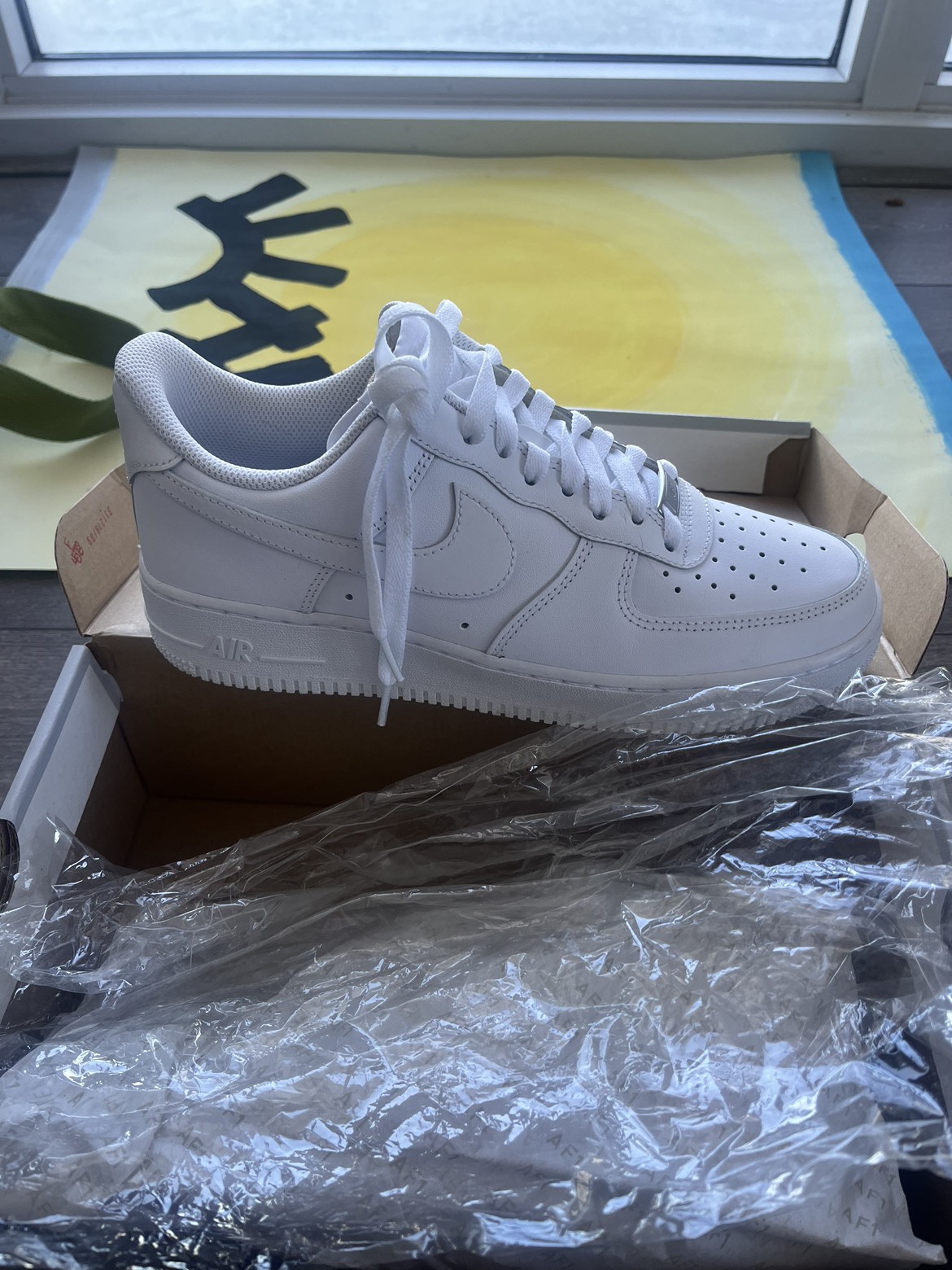 NEW Men’s White AirForce 1 -Size 8 US