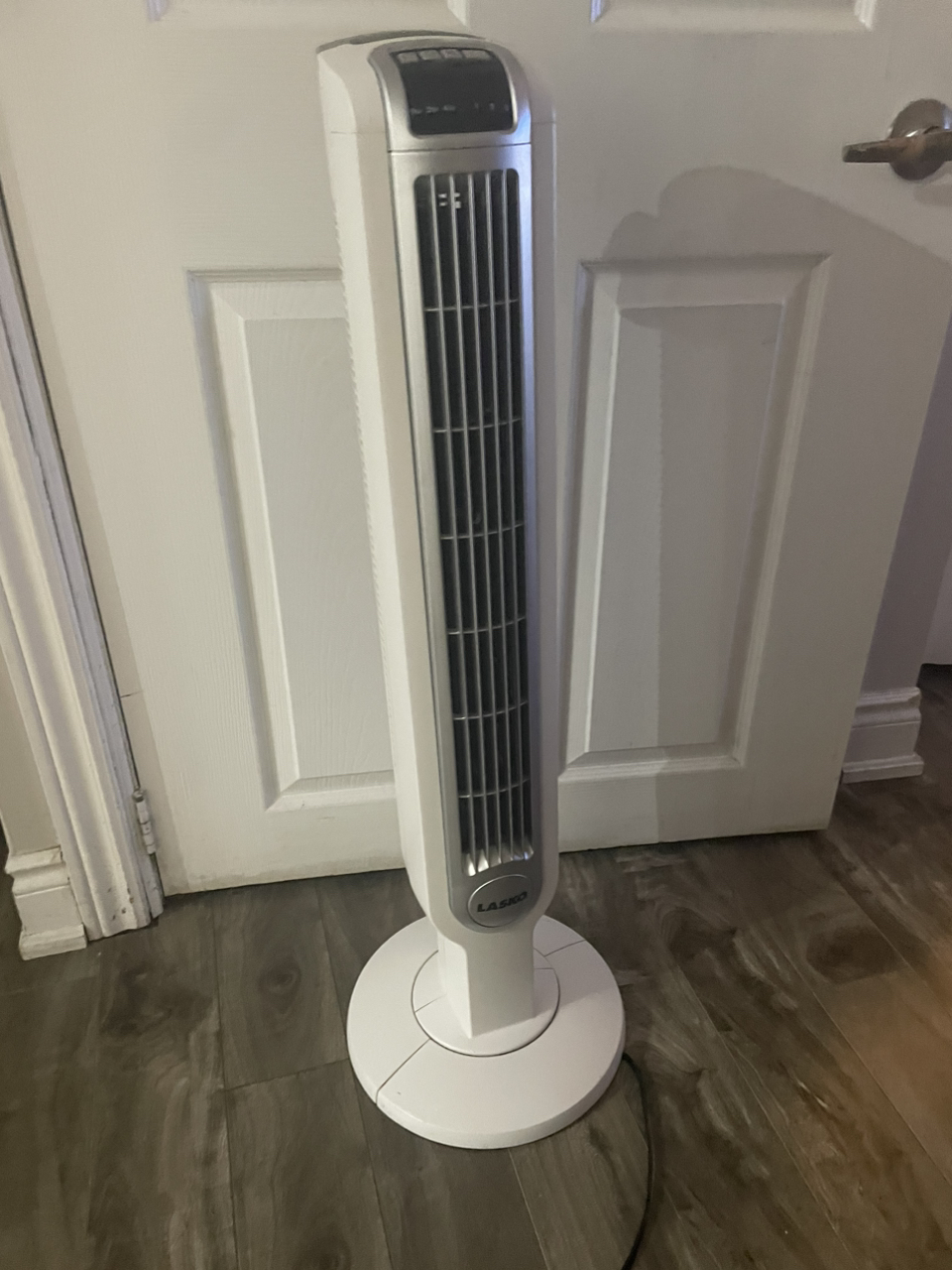 Lasko cooling fun - clyrifing air thumbnail