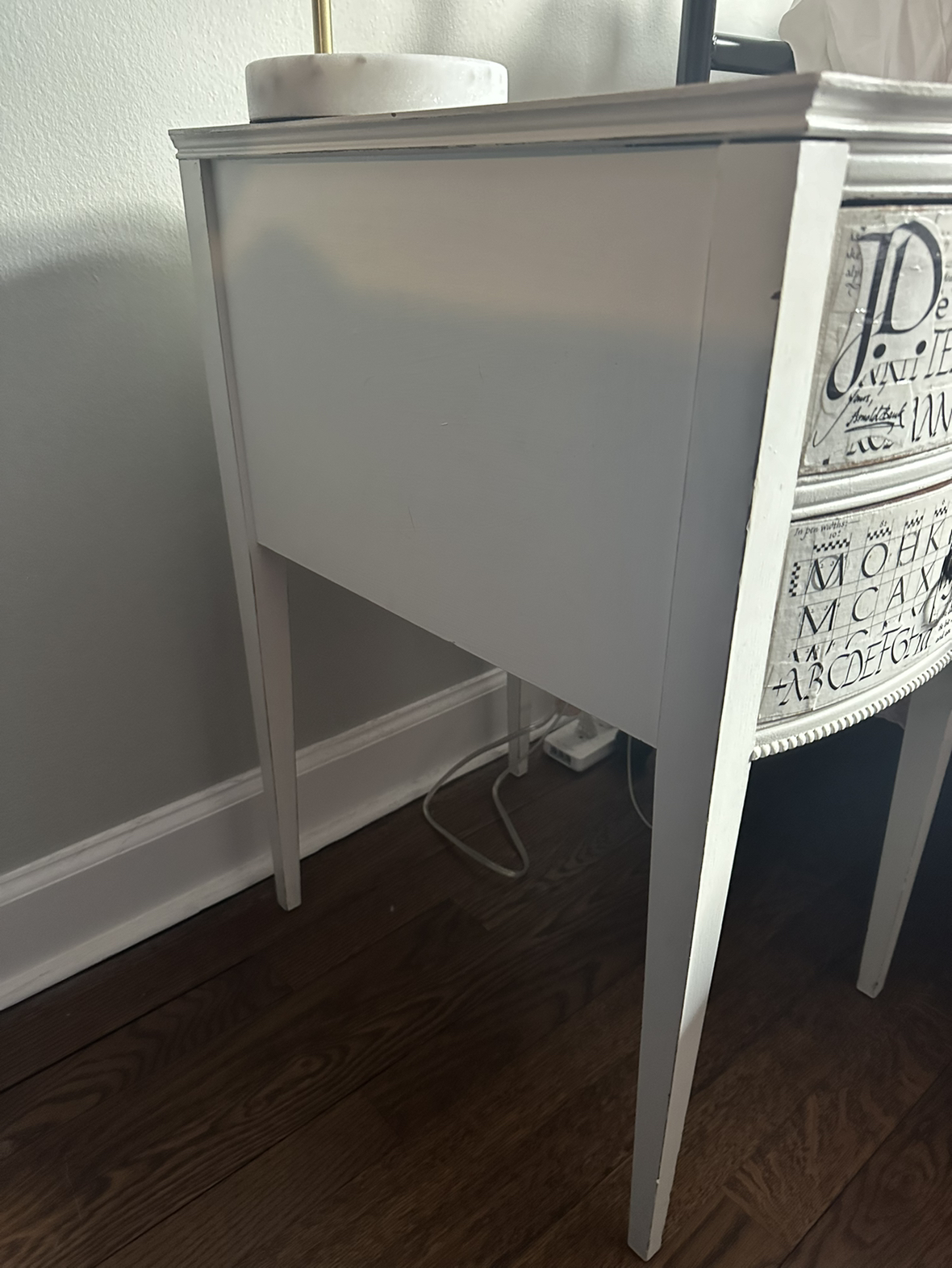 White bedside table - photo 2