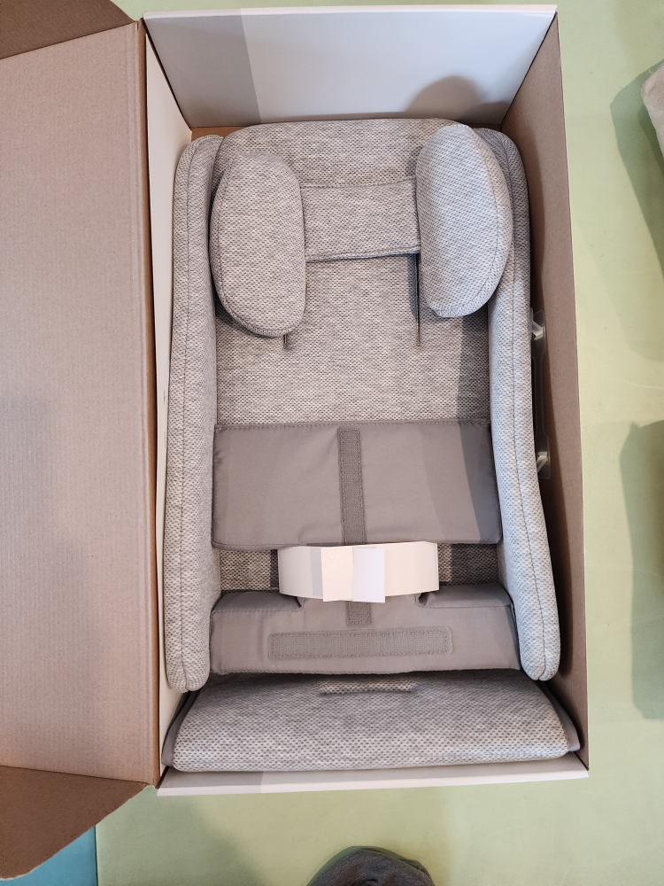 Uppa baby snug seat - photo 2