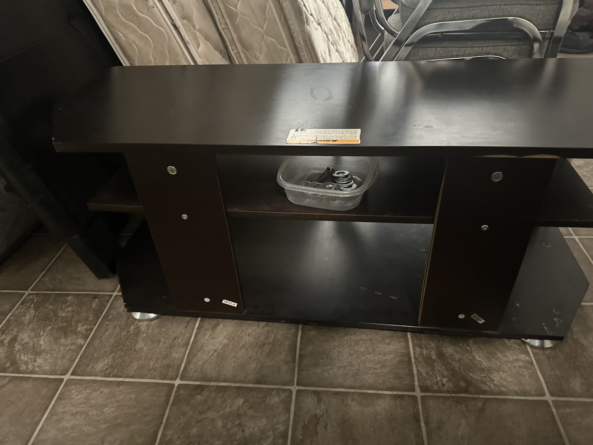 Tv table