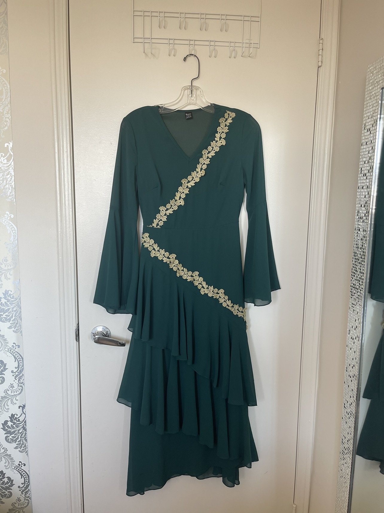 Modest Dresses thumbnail