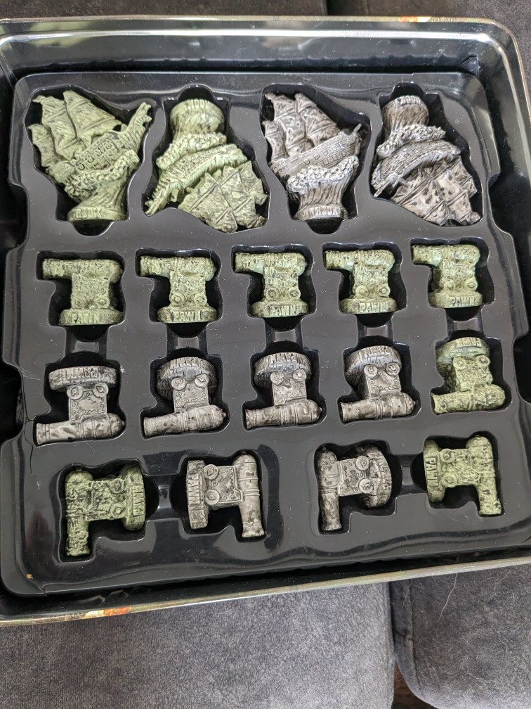 Pirates of the Caribbean Chess set image indicator(2)