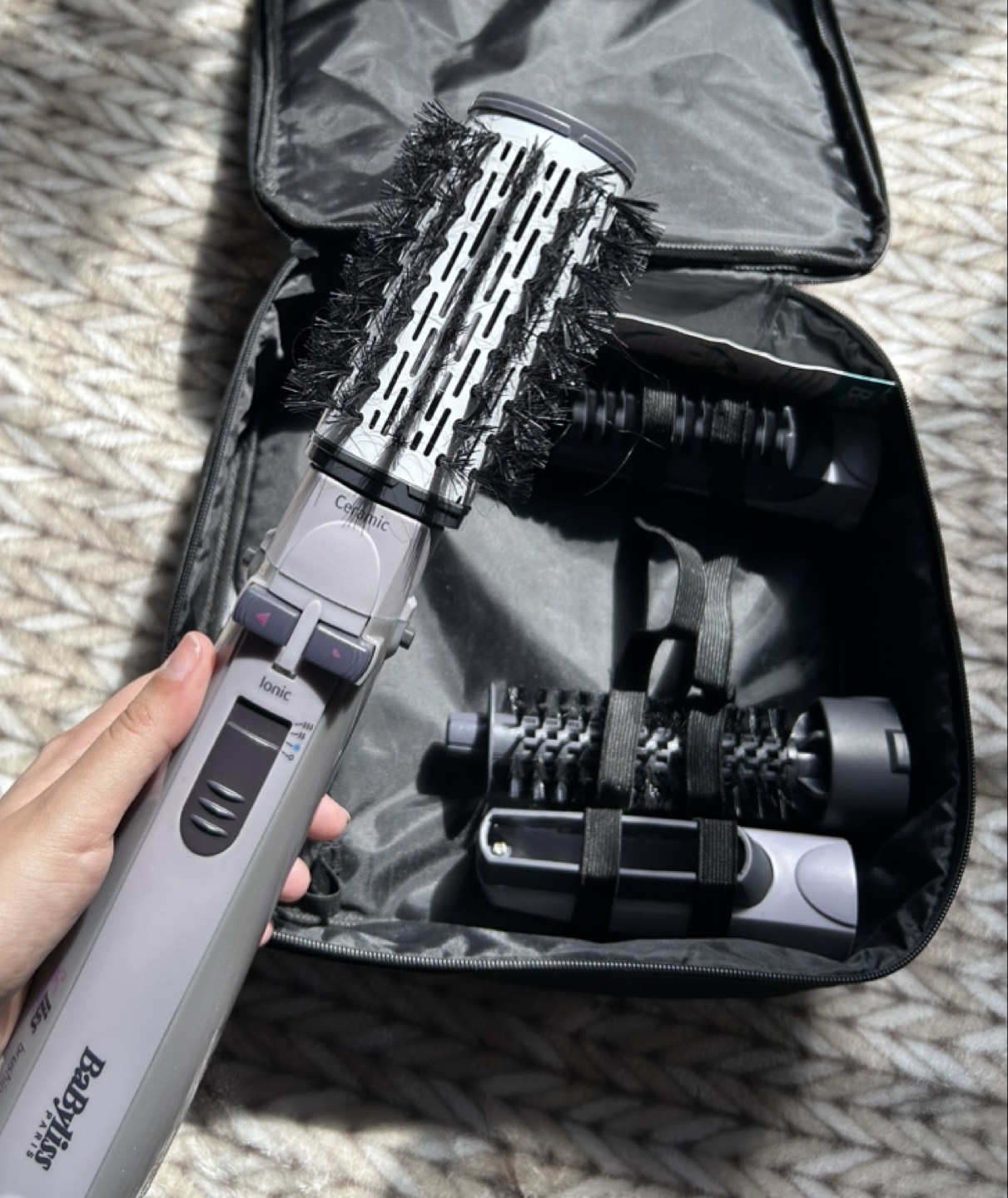 BaByliss hair styling tool -must be gone by April 30 image indicator(2)
