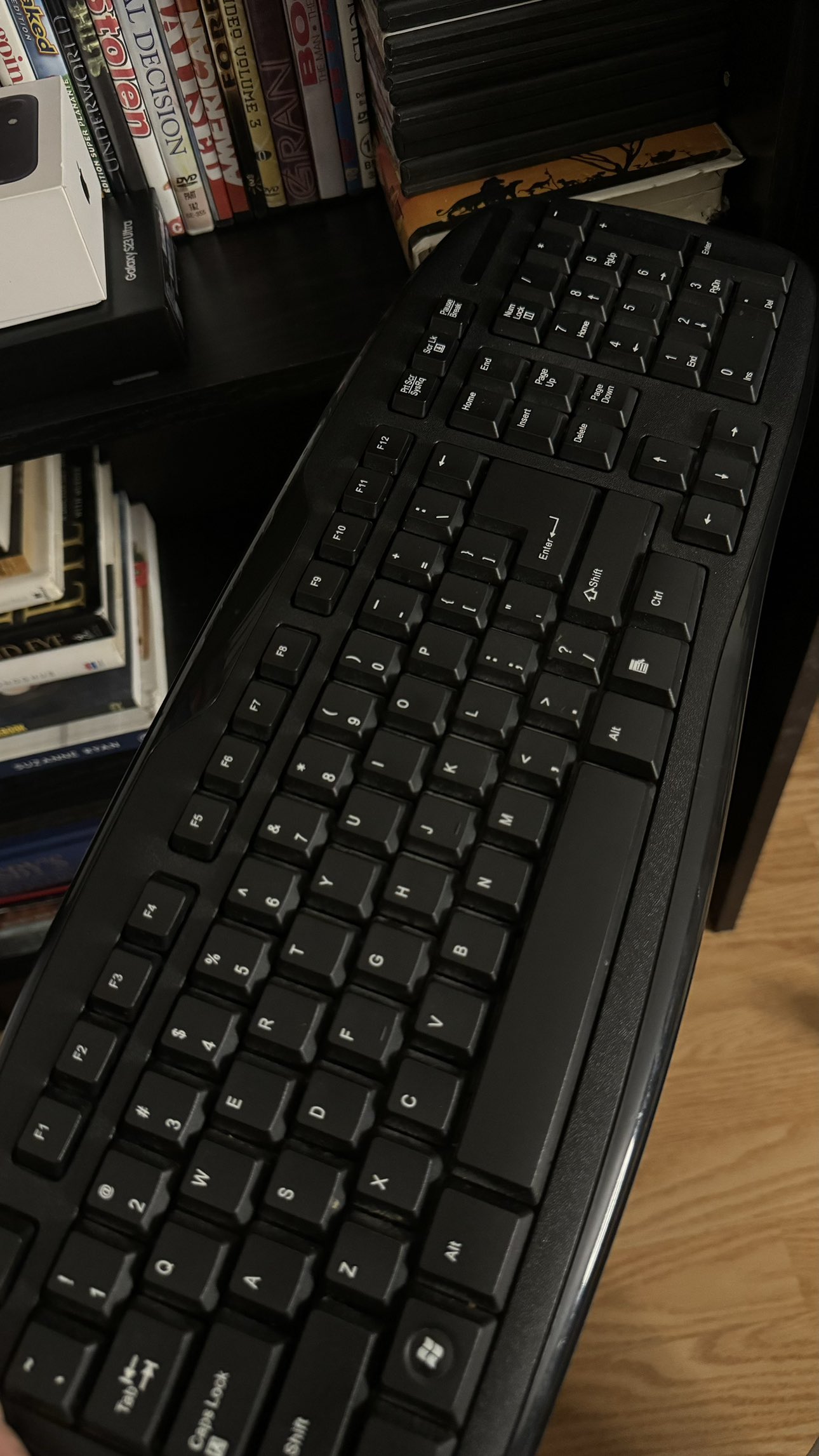 #FREECYCLE FREE Wireless Keyboard thumbnail