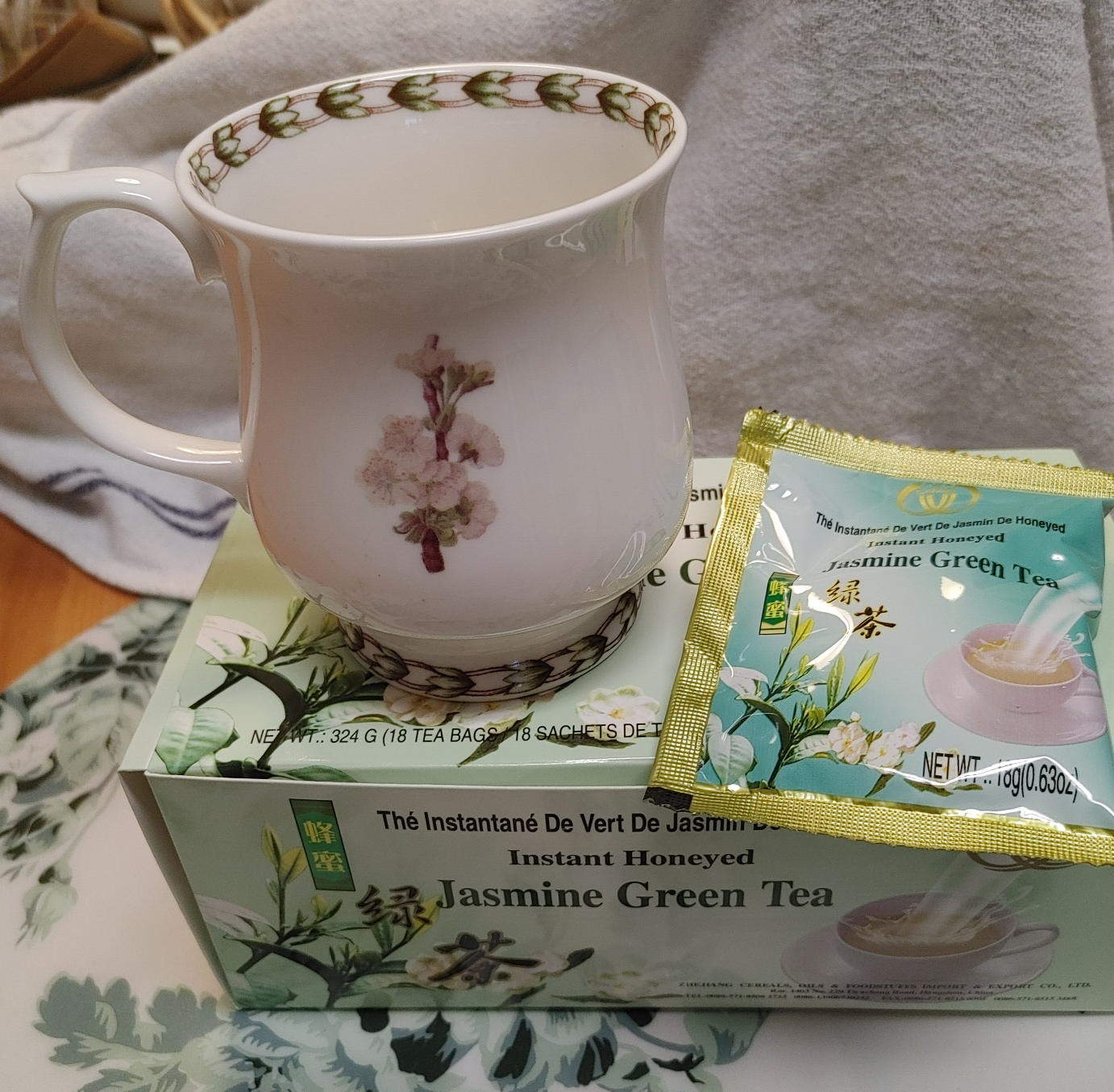 bone china mug & box of tea #freecycle image indicator(2)
