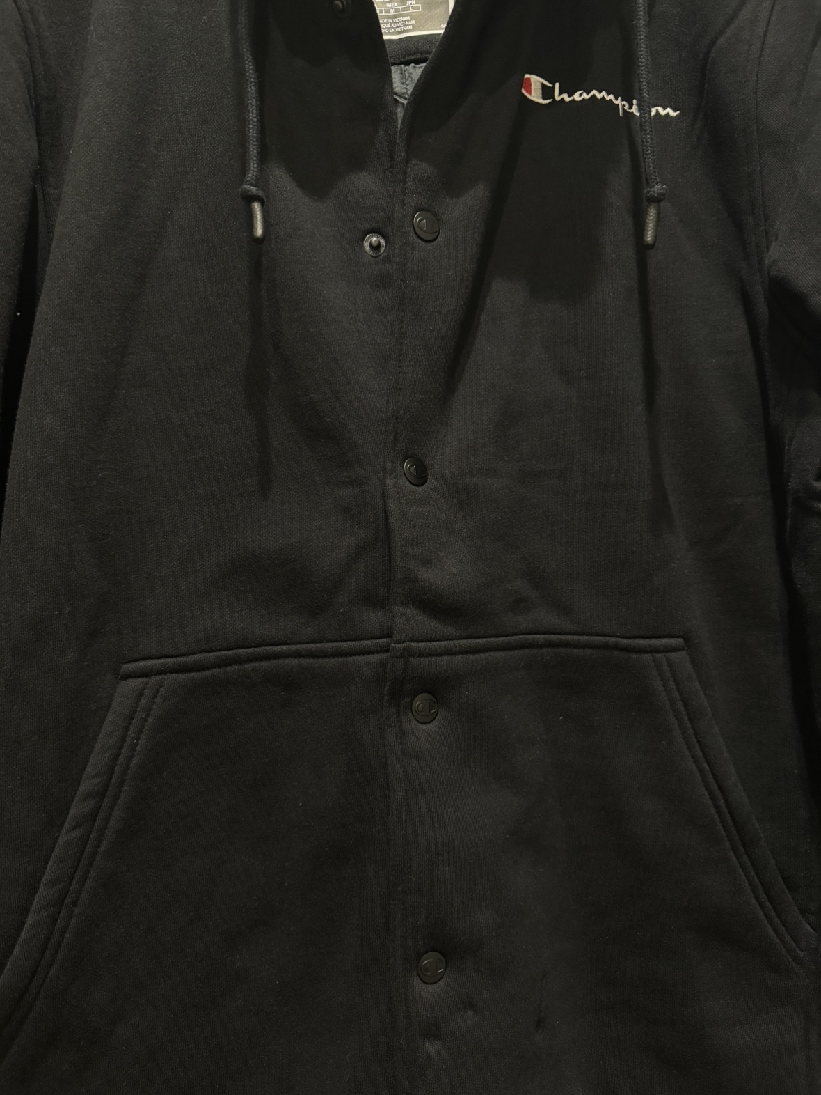 Champion black jacket image indicator(4)
