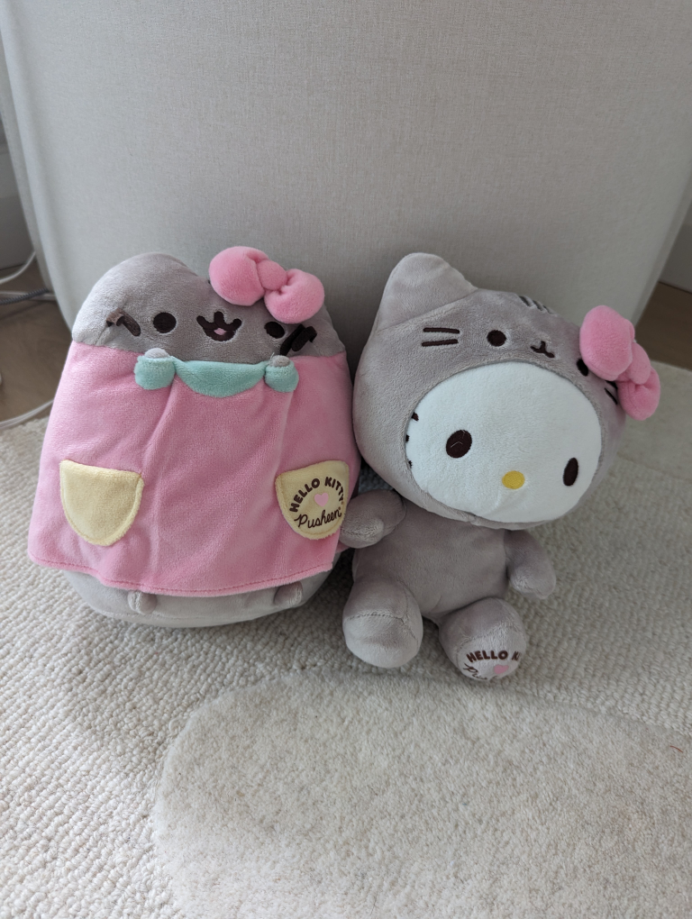hello kitty pusheen stuffed animal - photo 4