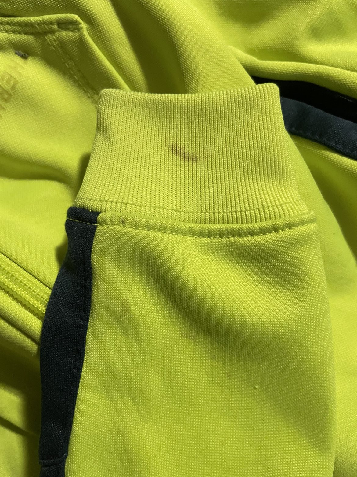 #freecycle Nike sweater 2T (see description) image indicator(3)
