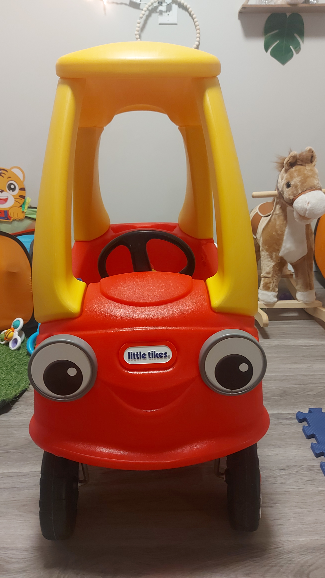 Almost new Little Tikes Cozy Coupe in great condition thumbnail