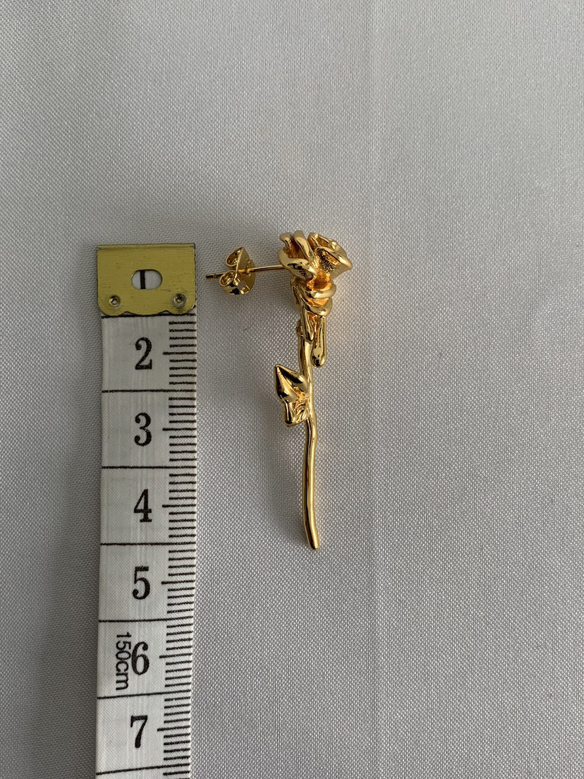 Gold Rose Earrings 🌹 image indicator(5)