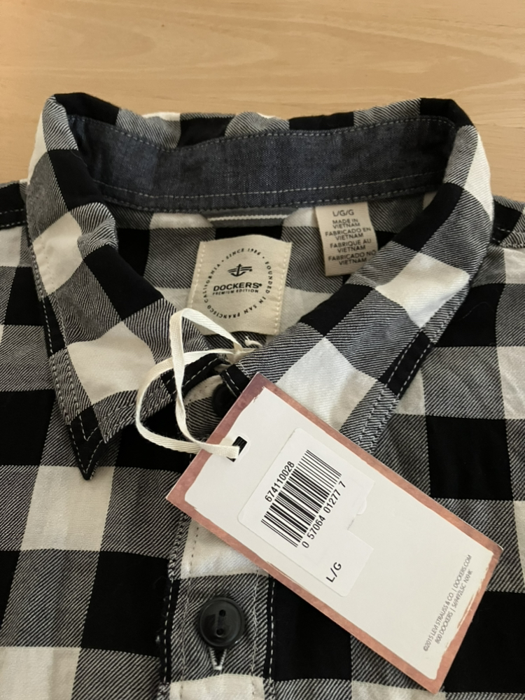 Brand NEW ! Casual cotton shirt, L image indicator(2)