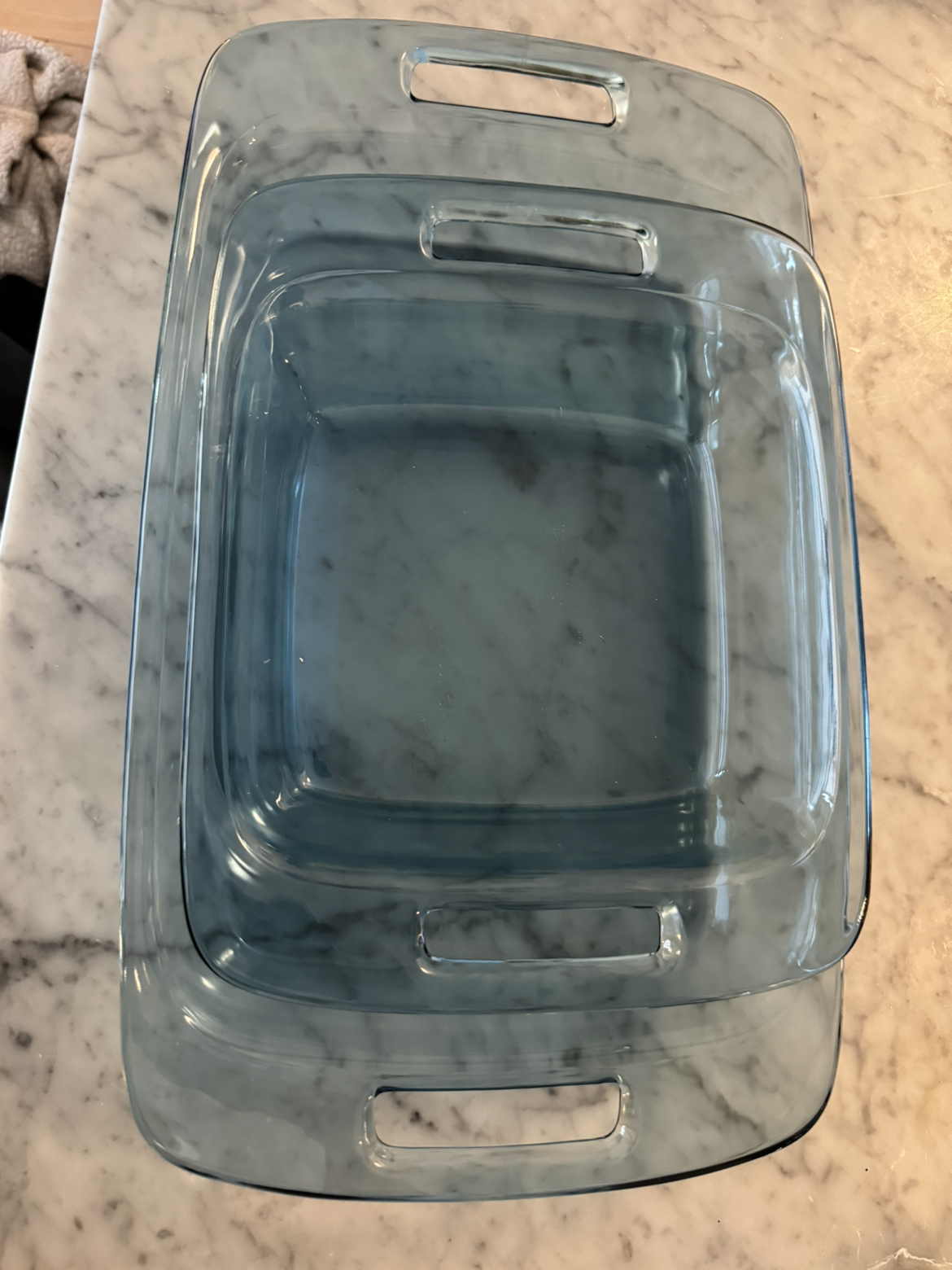 2 Pyrex & Salad Bowl image indicator(2)