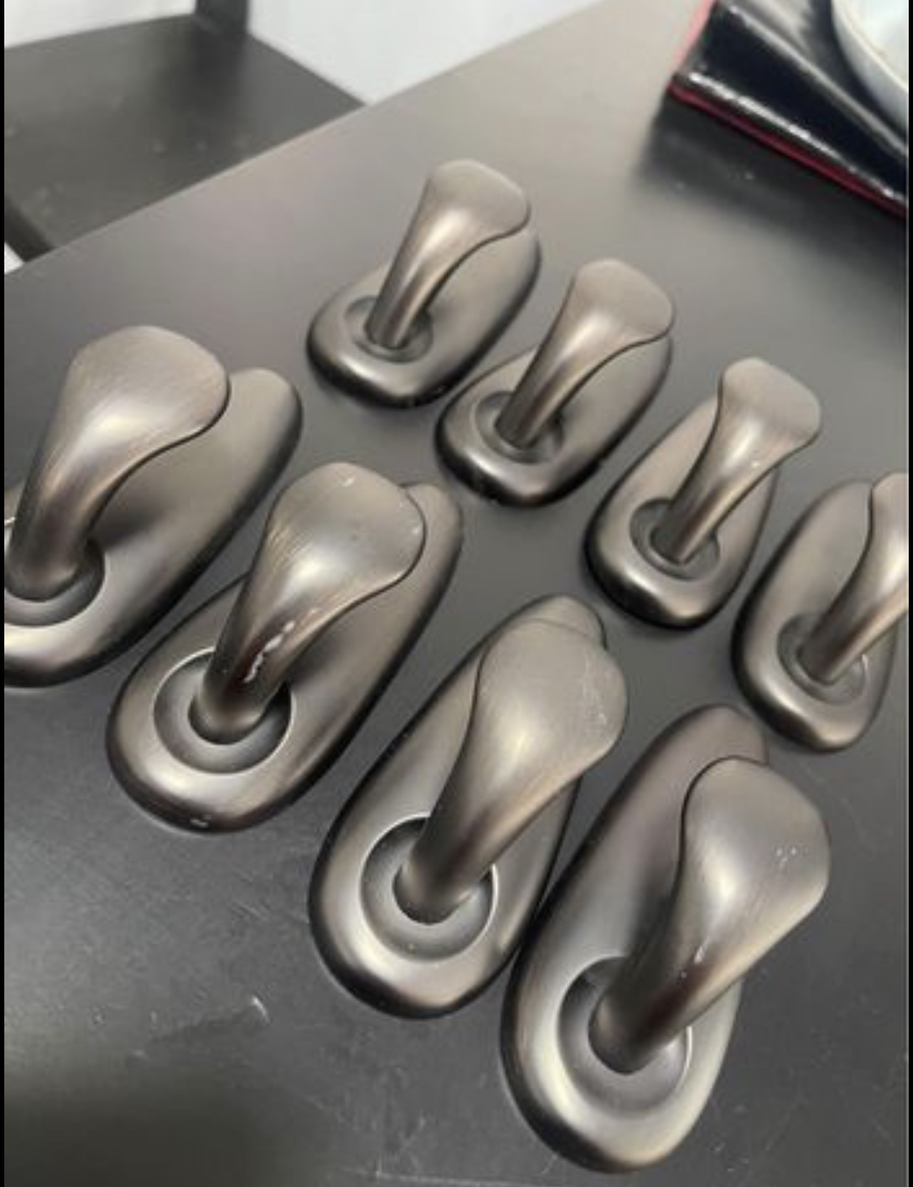 Command Forever Classic Large Metal Wall Hooks image indicator(3)