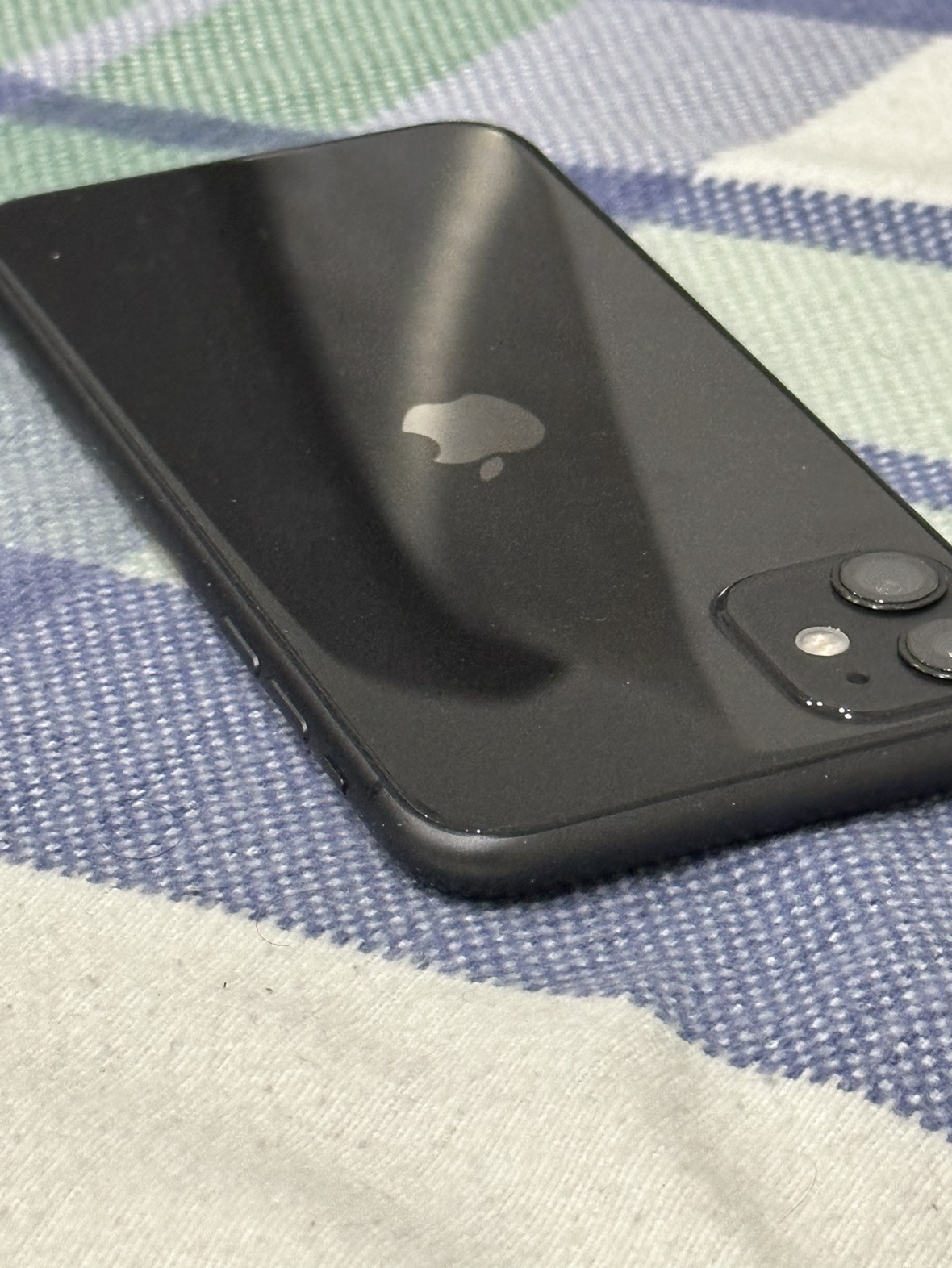 iPhone 11 - photo 5