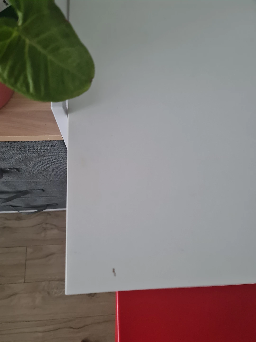 Ikea desk and chair - photo 5