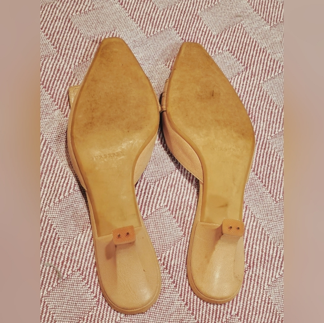 AUTHENTIC BURBERRY Kitten Heels/Mules - photo 2
