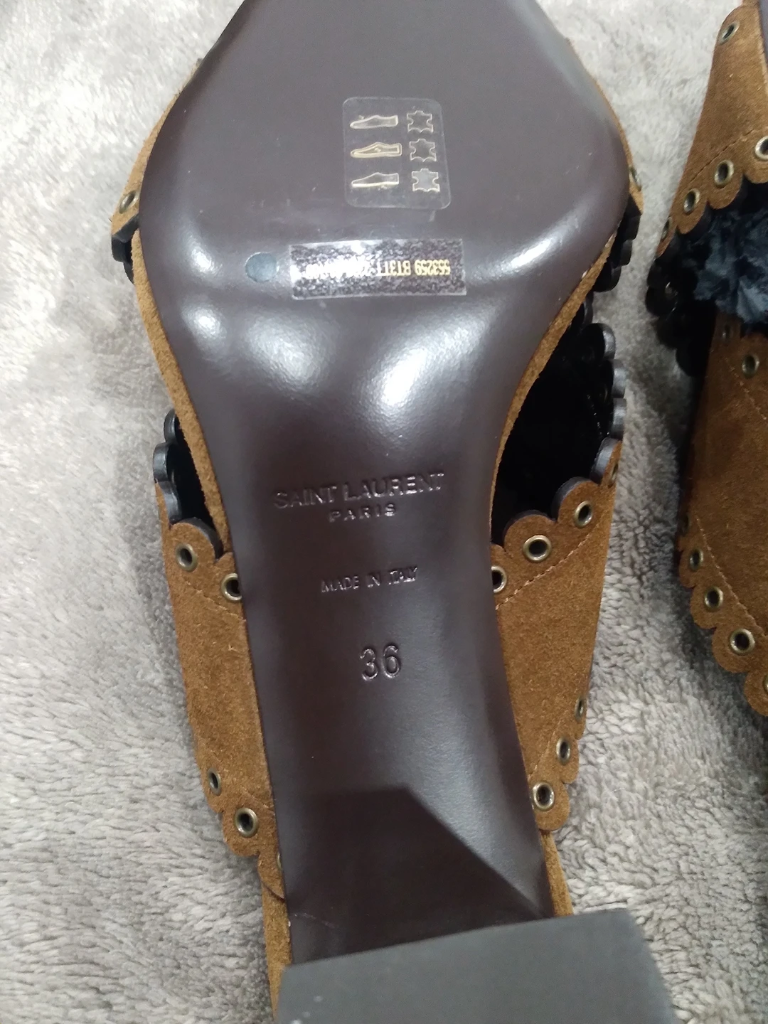 Saint Laurent High Heels - photo 2