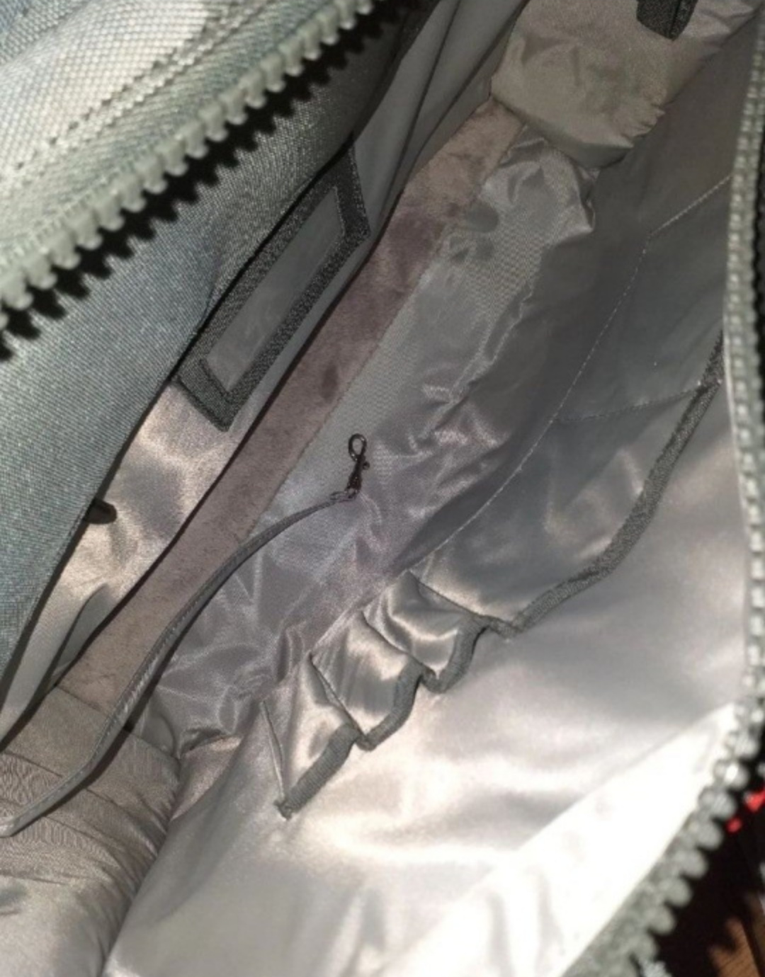 Unplugged laptote totebag image indicator(4)