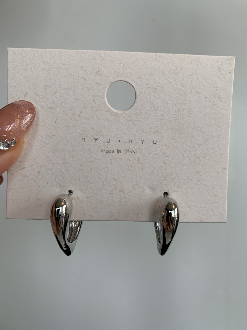 🩶Earrings 🪩 thumbnail