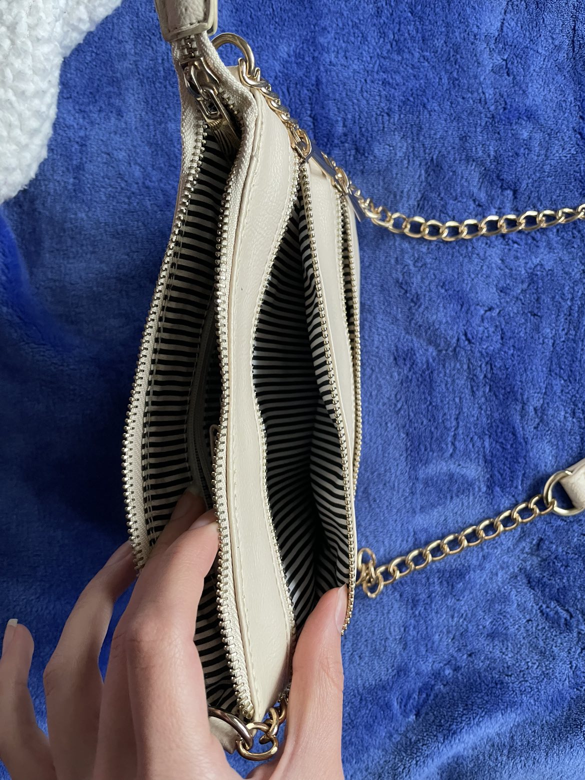 Purse (Call it Spring) image indicator(6)