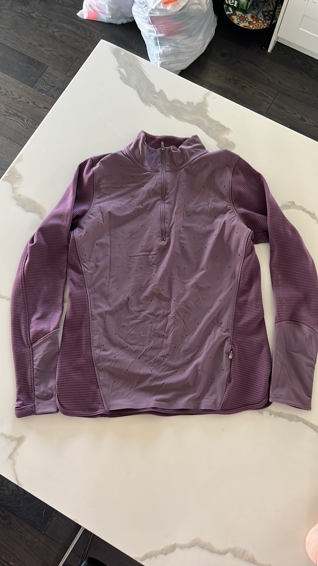 Nike workout clothes (price includes all items) image indicator(4)