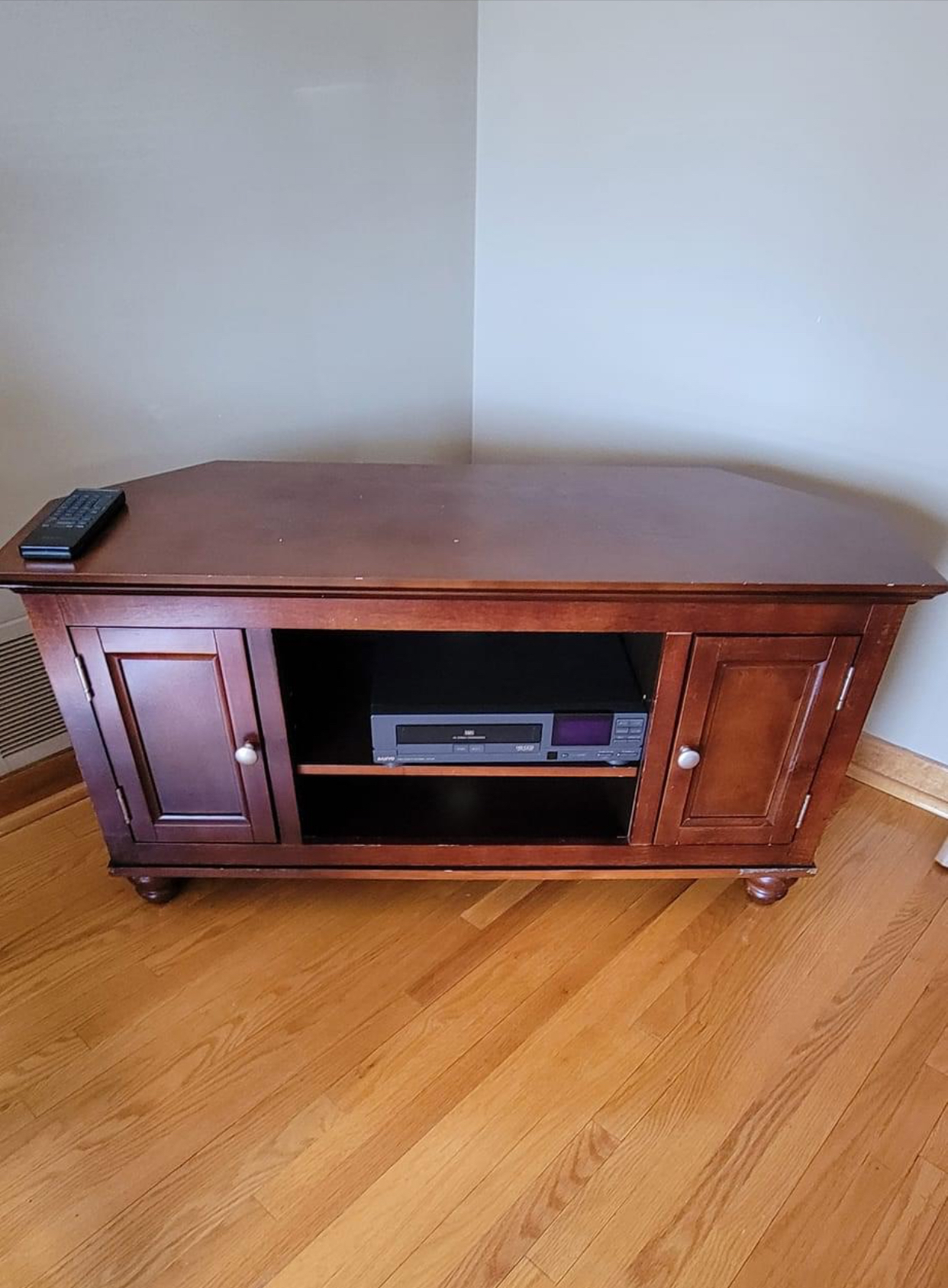 Tv stand