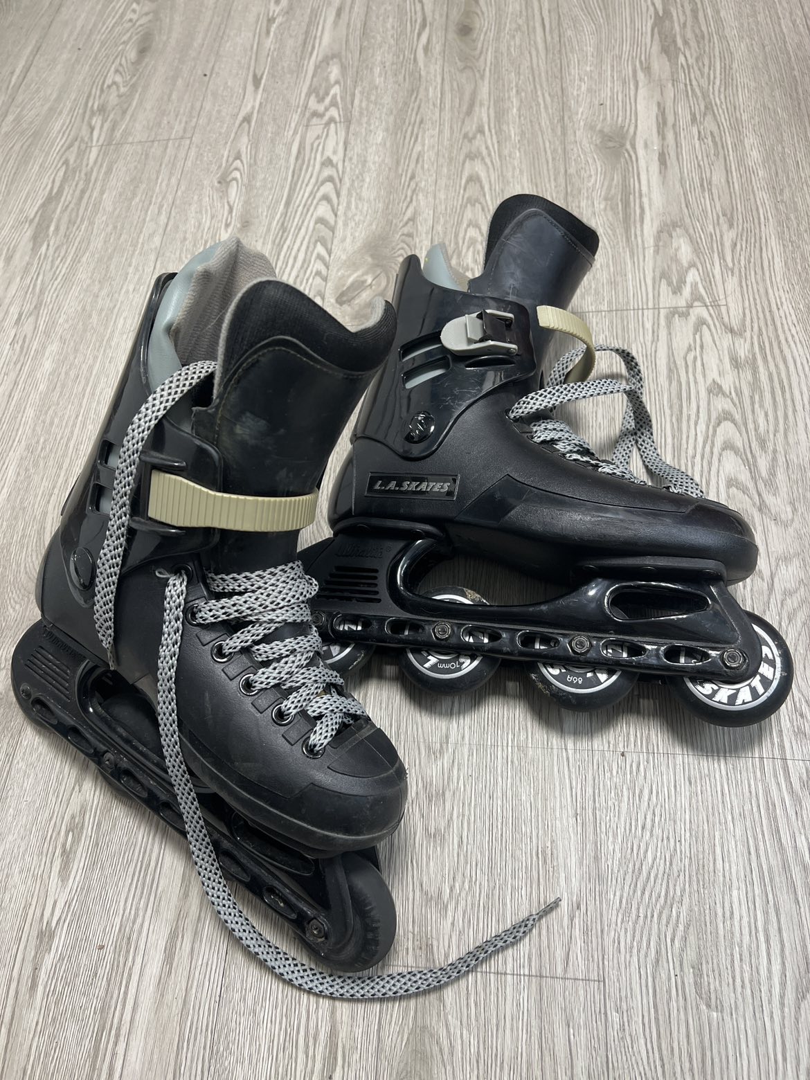 Roller blades size 6/8