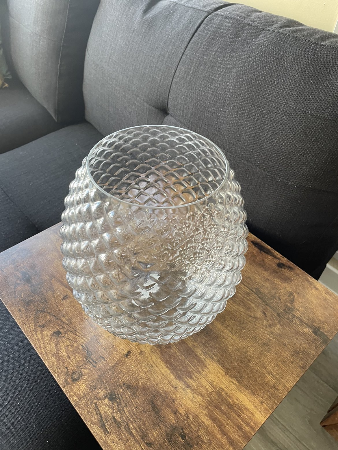 Glass decorative vase ( available till sunday only) - photo 2