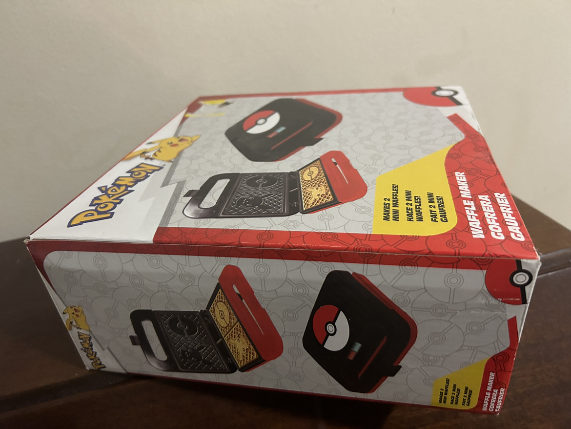 Pokemon Double Square Waffle Maker image indicator(3)