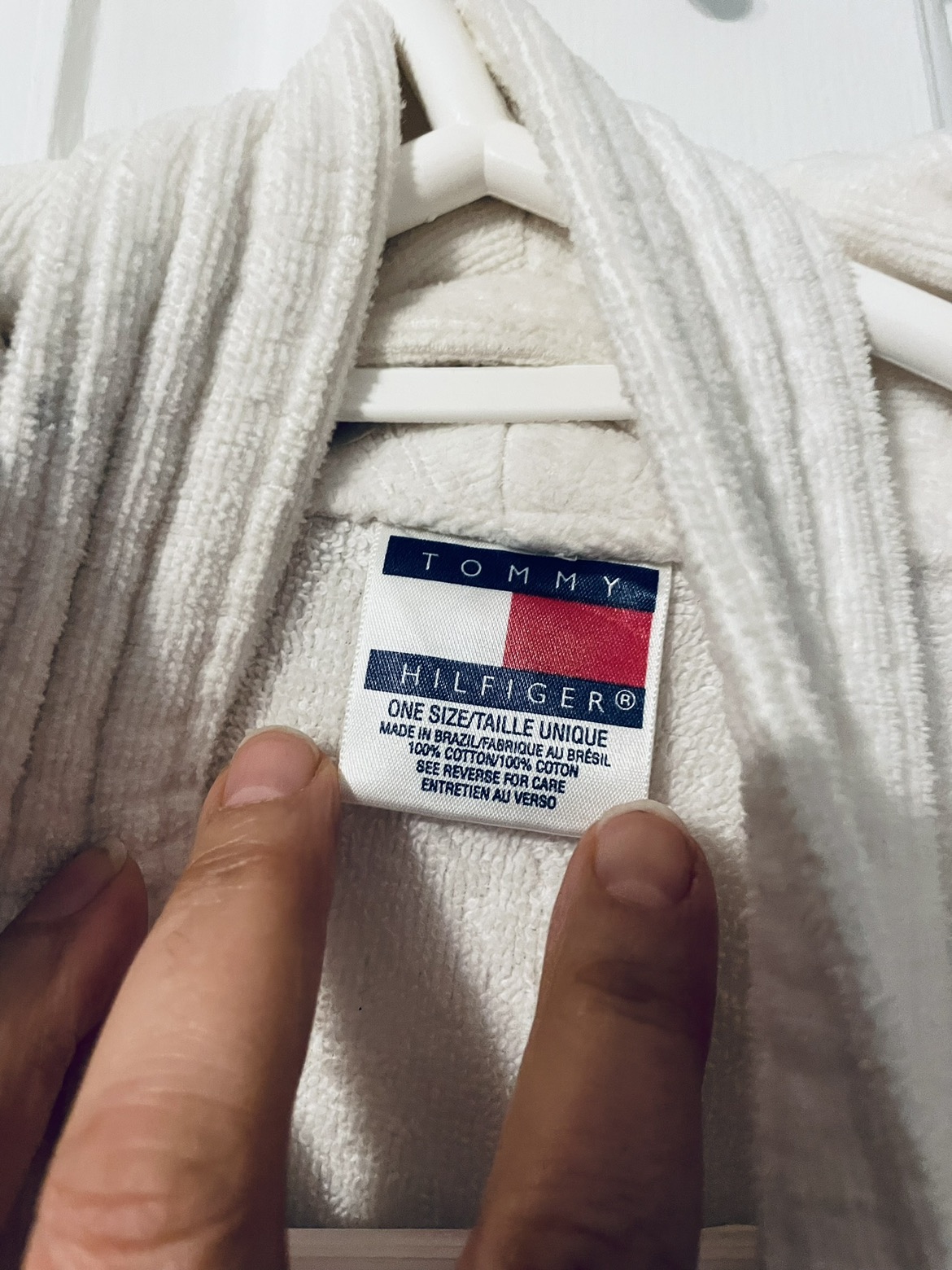 Tommy Hilfiger excellent condition  house coat image indicator(2)