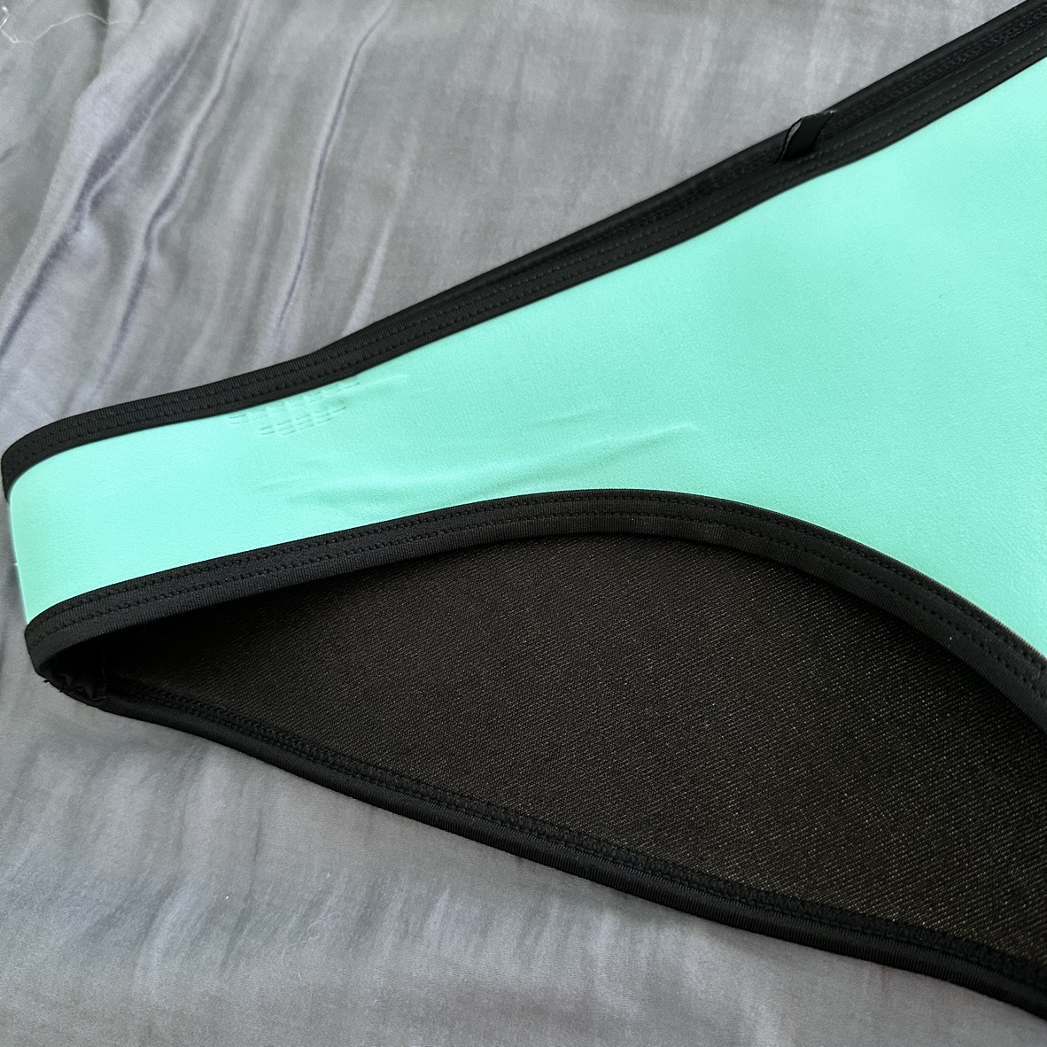 Triangl Bikini Bottom 🥕 image indicator(3)