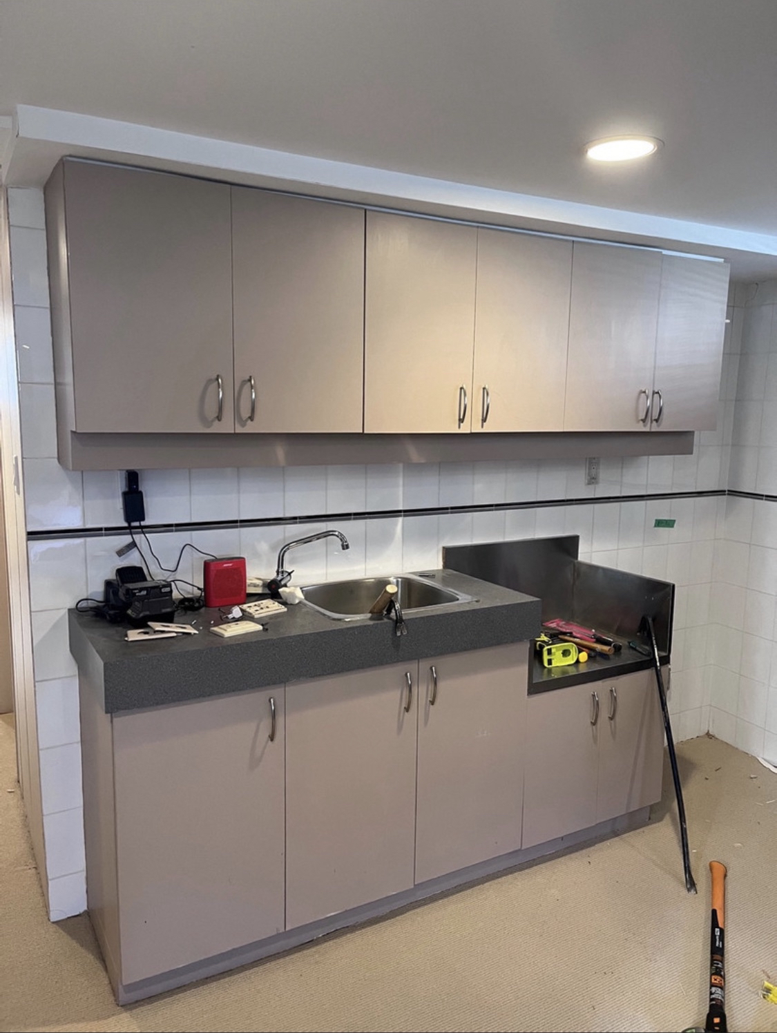 Kitchen Cabinet Top and Bottom