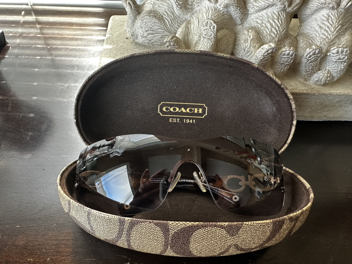 Coach Sunglass Authentic thumbnail
