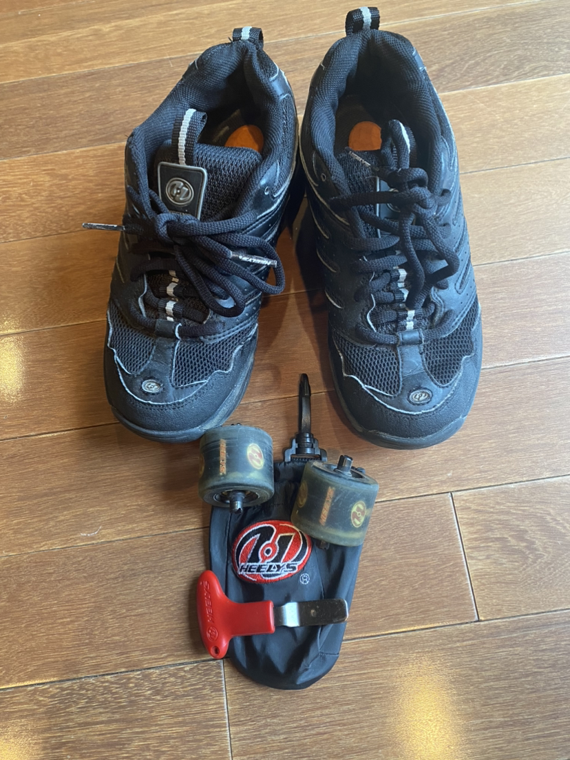 HEELYS - SIZE 5 USA - photo 2