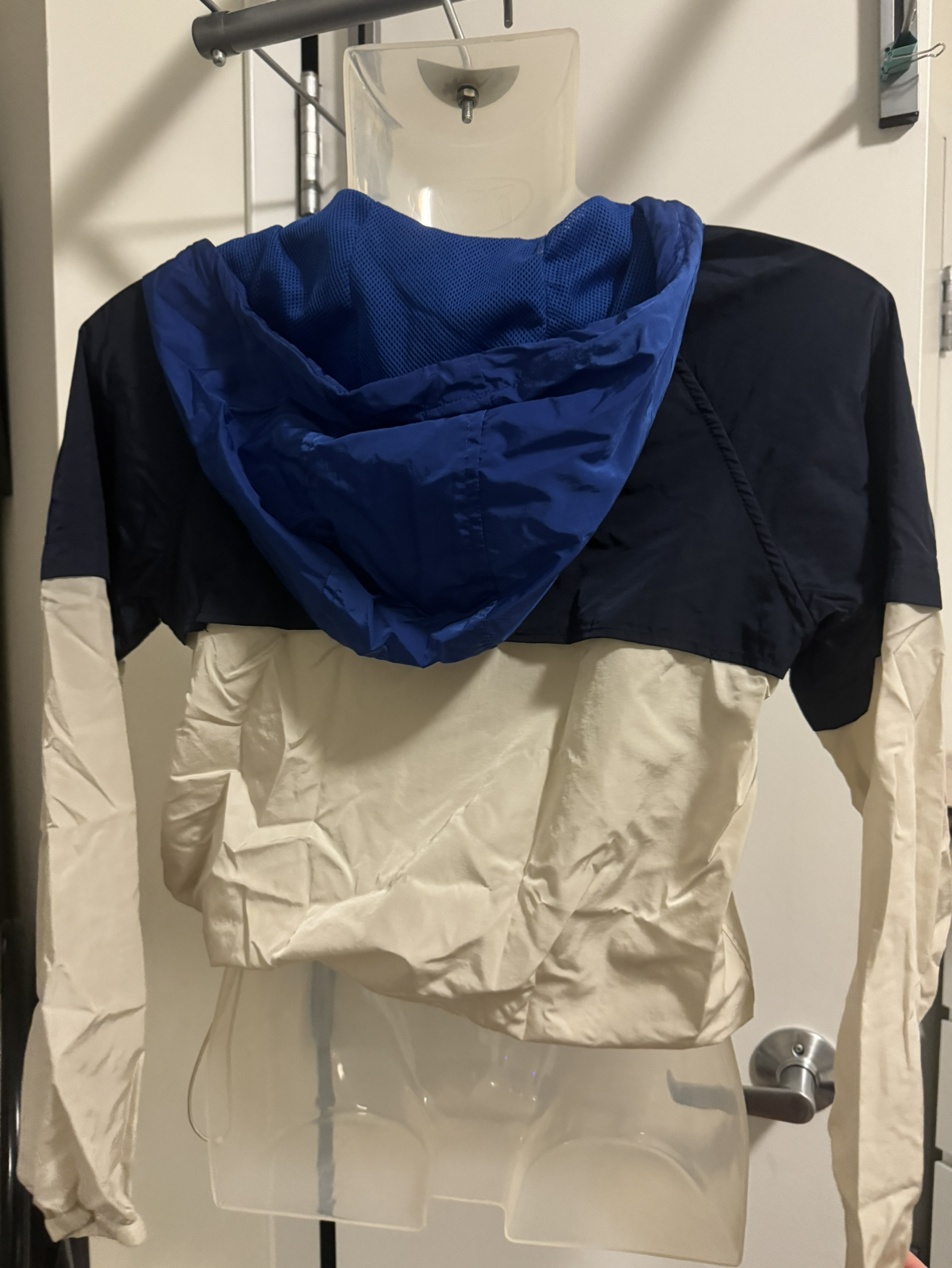 TNA windbreaker xxs image indicator(4)