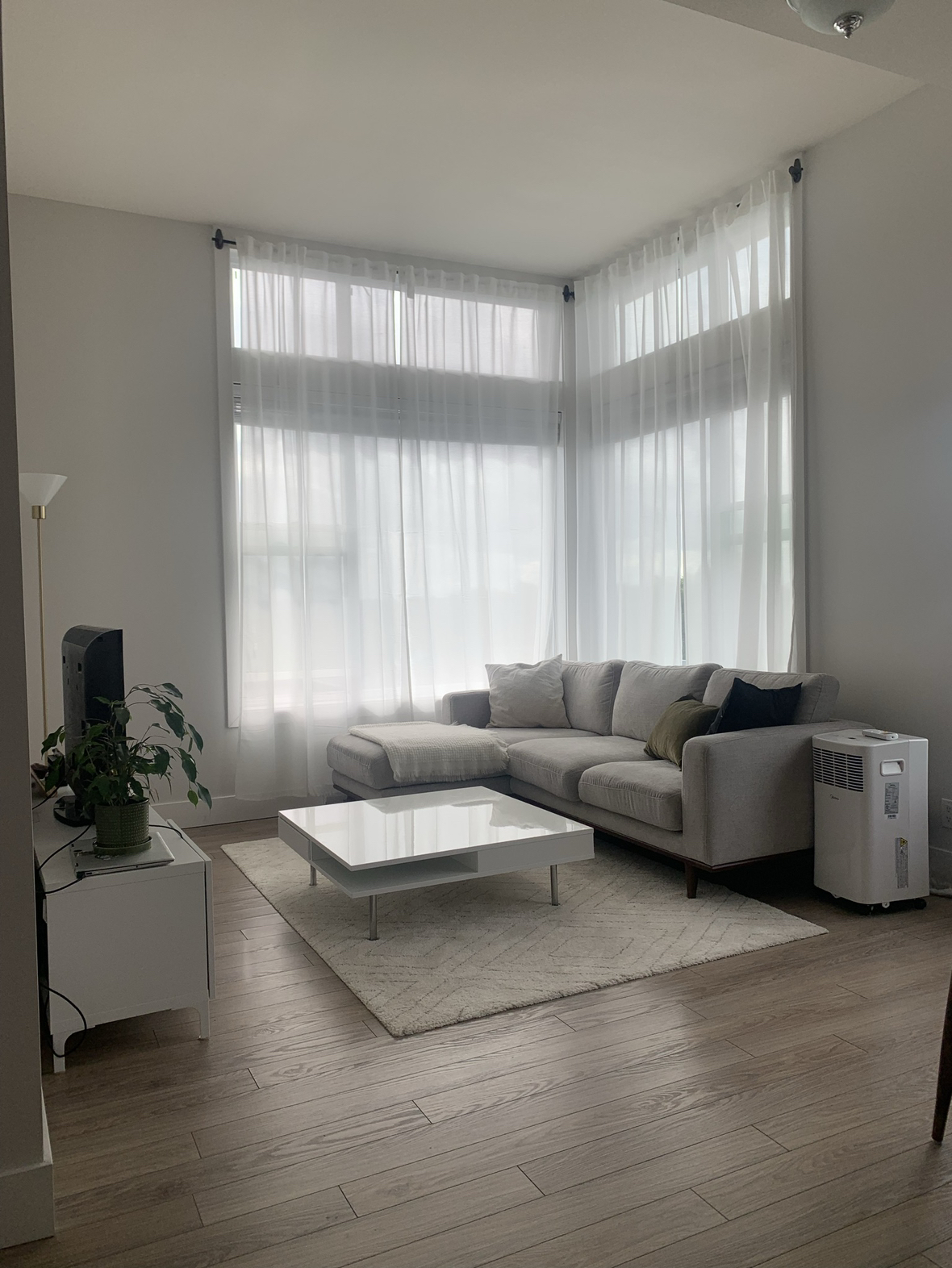 Heather grey R sided sectional - photo 4