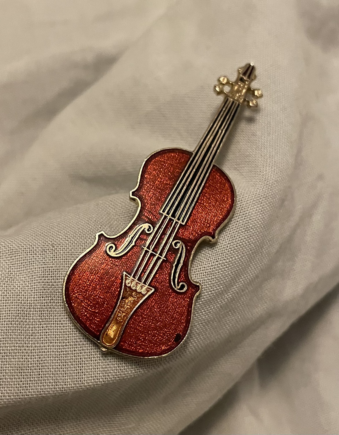 Vintage Violin Enamel Pin